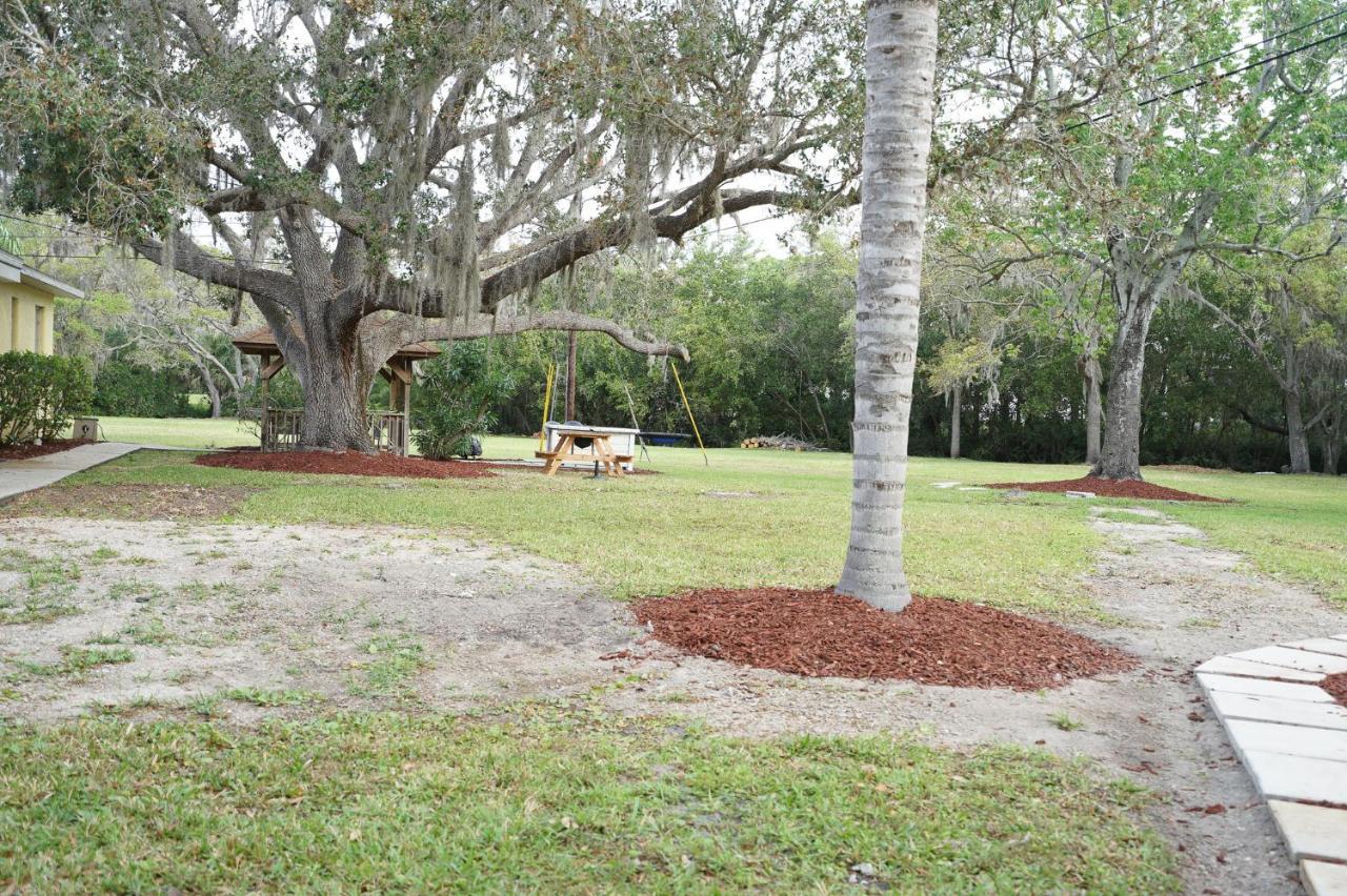 Mar Bay Exclusive Suites Safety Harbor Eksteriør billede